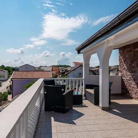 Apartment Jurcevic Vir