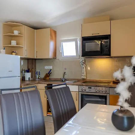 Jurcevic Apartment Vir